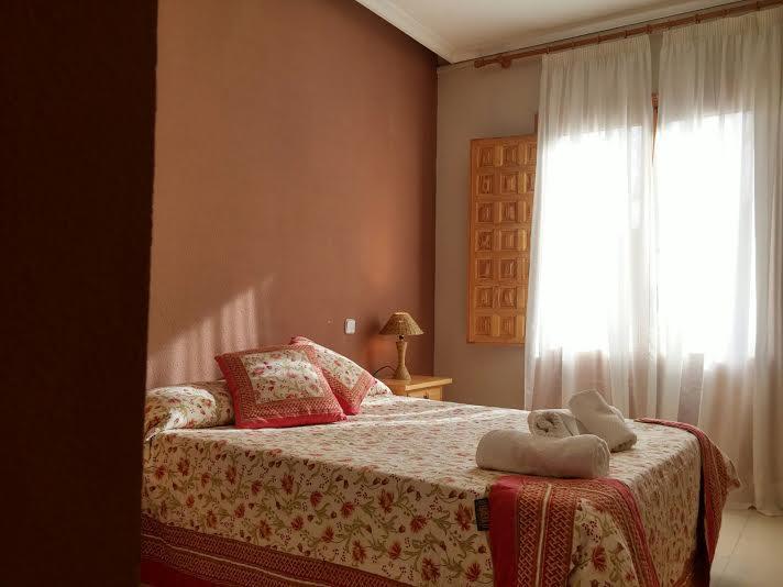 Hotel Fuertescusa エクステリア 写真